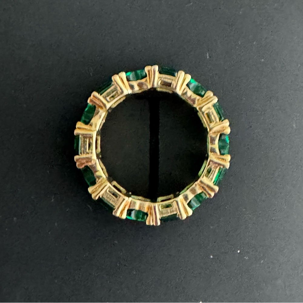 SHYMI Women's Heart & Emerald Green
Cubic Zirconia Eternity Ring - Picture 3 of 8